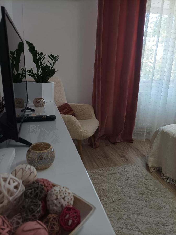 Soft Apartments Галац Экстерьер фото